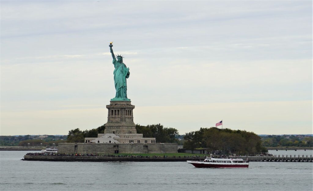 Nigerian food delivery to the United States - Statue of Liberty, New York